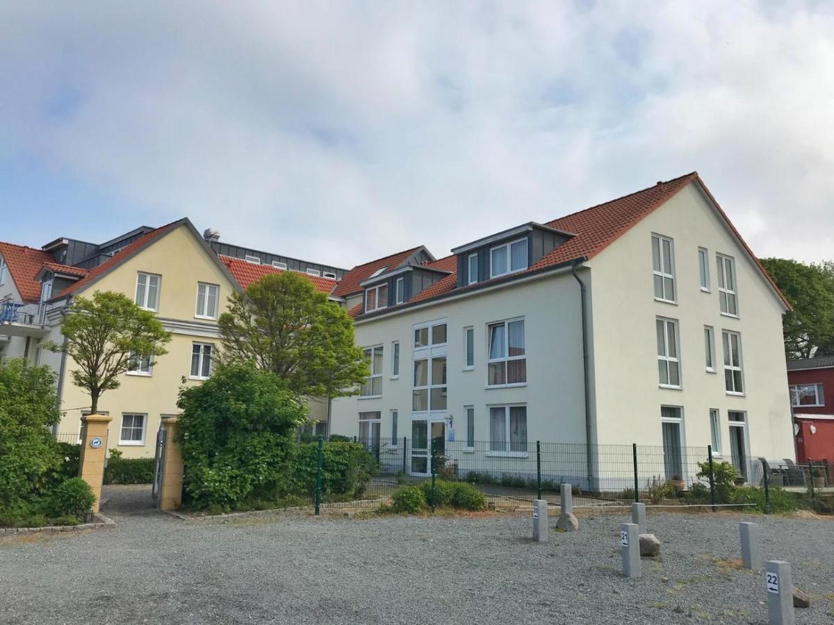 Hafenresidenz - Ferienwohnung 17 "Zugvogel" Wiek auf Rügen Exterior foto